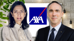 Anu Venkataraman et Andrew Wallace-Barnett devant le logo AXA